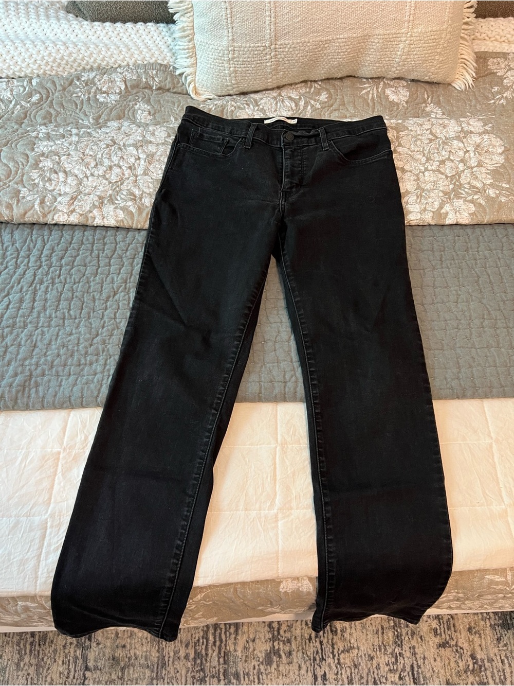 Levi’s Jeans Women’s Size 30 Black Stretch Denim